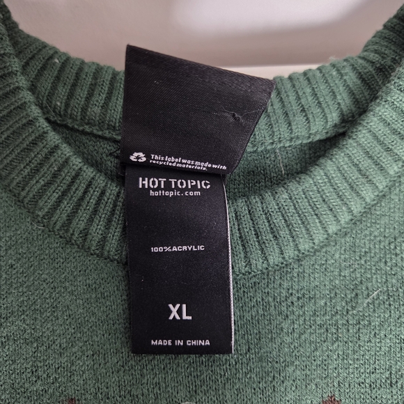 Hot Topic Forest Green Totoro Crewneck Sweater - Picture 5 of 12